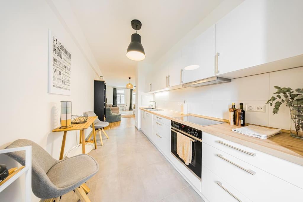 Stylisches Zentrales City-Apartment Mit 2 Balkonen Leipzig Ngoại thất bức ảnh